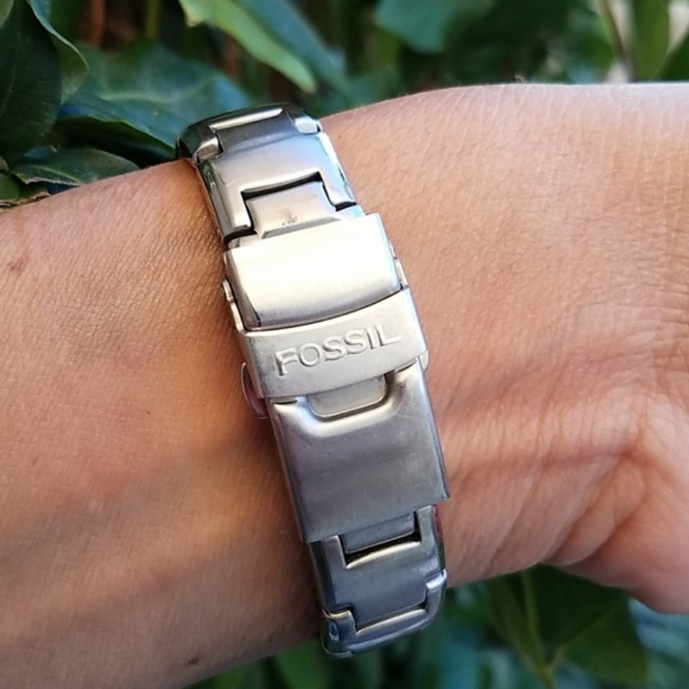 Fossil Watch - Picture 3 of 4